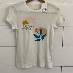 Chaser Escape the Ordinary Tee Shirt. Size Small. NWT